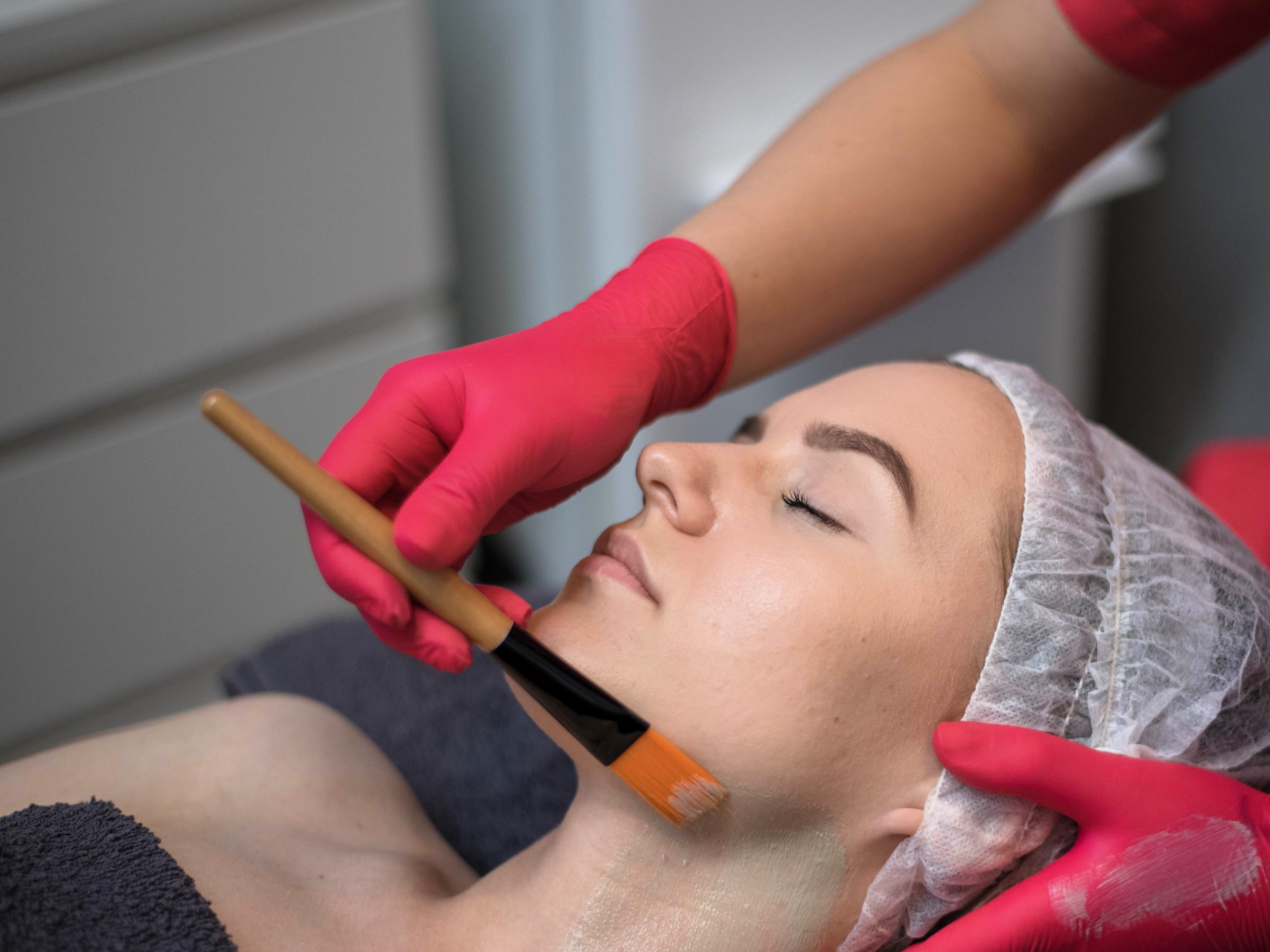 Rytuały piękna na świecie: Jak różne kultury podchodzą do depilacji?